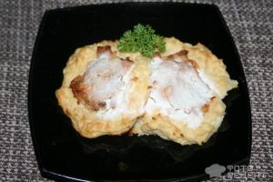 Рецепт: Ватрушки картофельные — с куриным фаршем