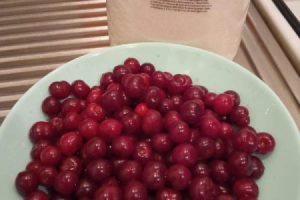 Рецепт: Вишневое варенье — Одновременно готовим два продукта!