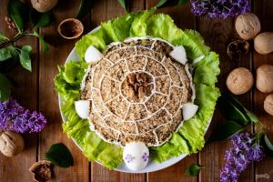 Салат «Черепаха» с консервами