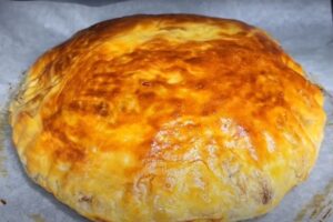 Секрет шеф-повара: как испечь идеальные слоеные пироги с мясом, от которых невозможно оторваться!