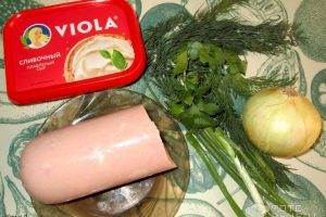 Рецепт: Сырный суп с ветчиной — и свежей зеленью