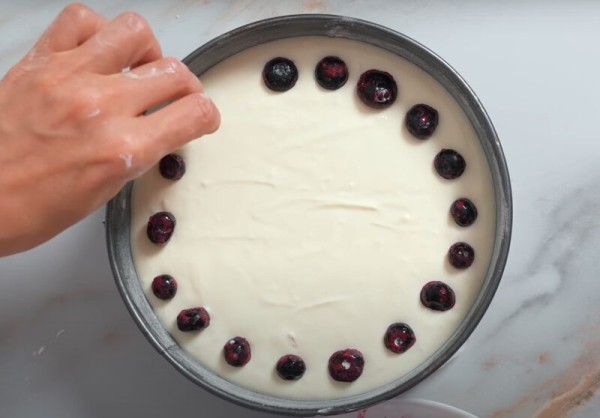 Творожная запеканка «Минутка». Нежная, мягкая и невероятно вкусная: все смешали и в духовку