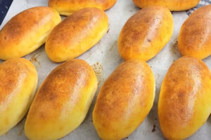 Вкус детства в одном рецепте: простейший пирог «как у бабушки» из яблок и творога. Забытый рецепт 60-х годов