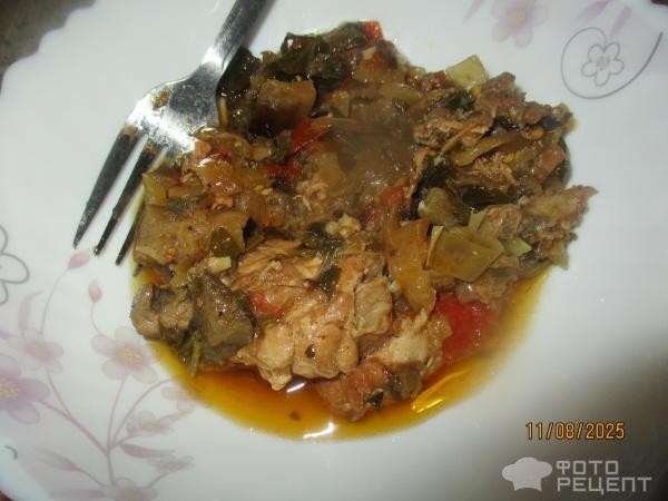 Рецепт: Курица с баклажанами и овощами - в мультиварке