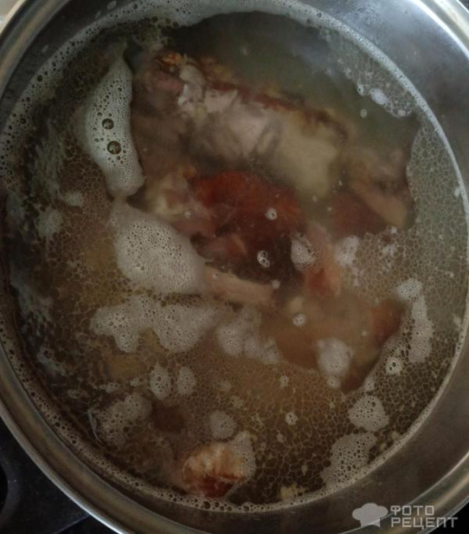Рецепт: Гороховый суп с копчеными ребрышками - С копчено-вареными ребрышками