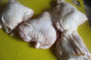 Рецепт: Курица с баклажанами и овощами — в мультиварке