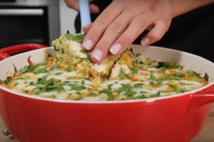 Проще не бывает: кабачковая запеканка, которая удивит даже опытных хозяек. Вкусный летний рецепт