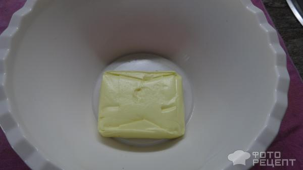 Рецепт: Кекс с начинкой из клюквенного желе - Простые и очень вкусные.